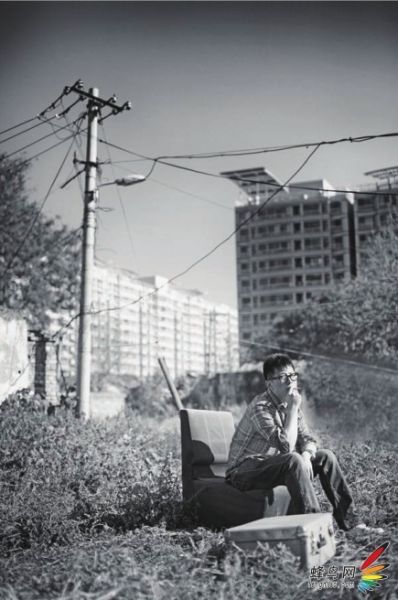 不必摆好按快门 教你摆脱千篇一律拍人像-7.jpg